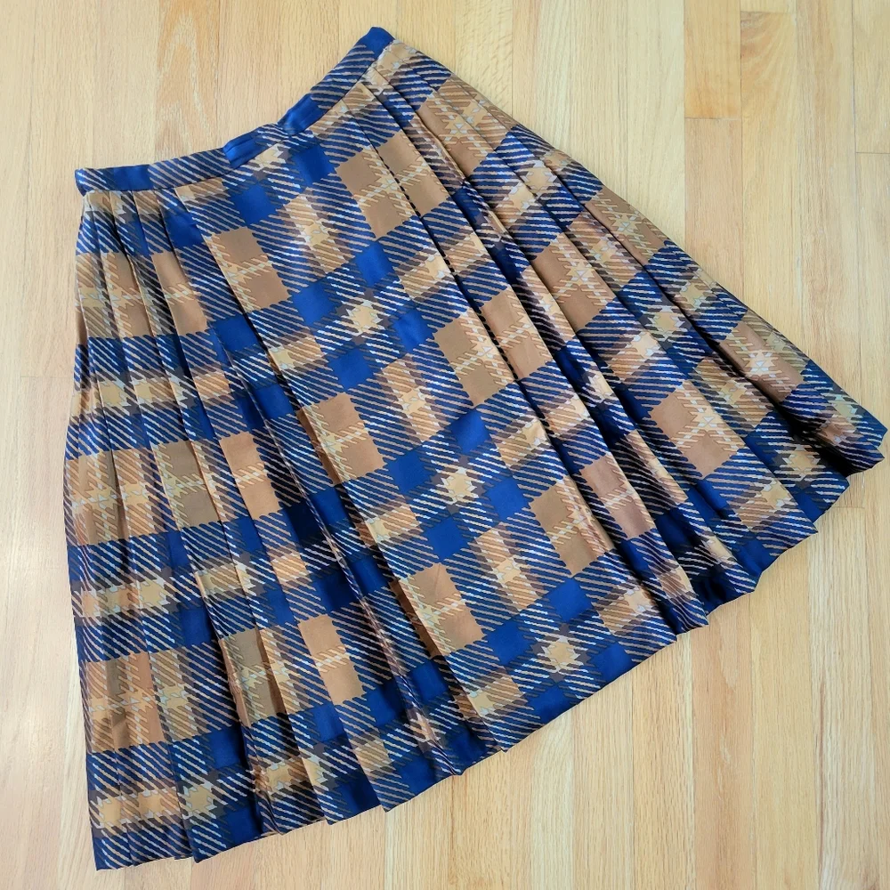 Silk Plaid Pleated Knee-length Full Skirt Navy Blue & Caramel Brown Sz 4/6/S/M - Picture 1 of 6